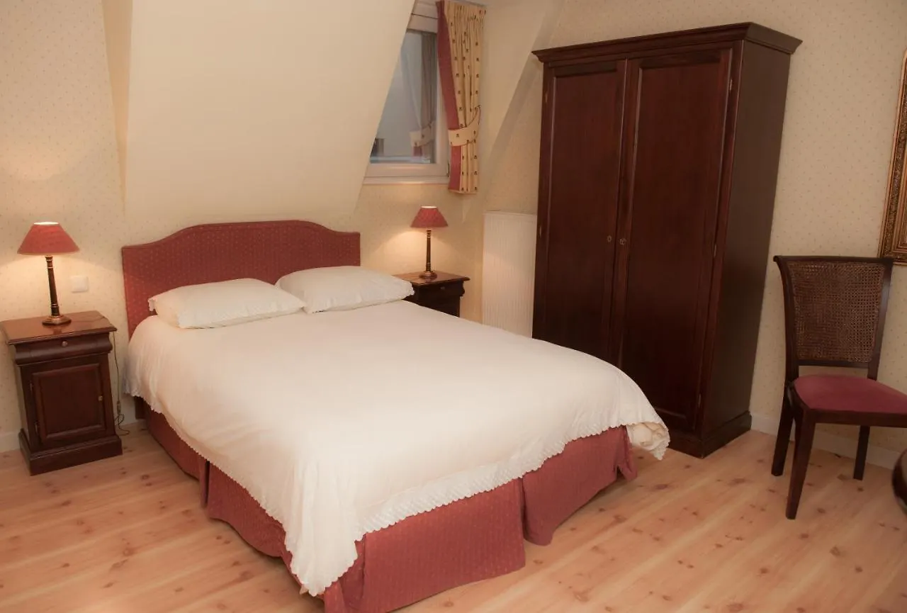 Imperial Hotel Amsterdam 2*,