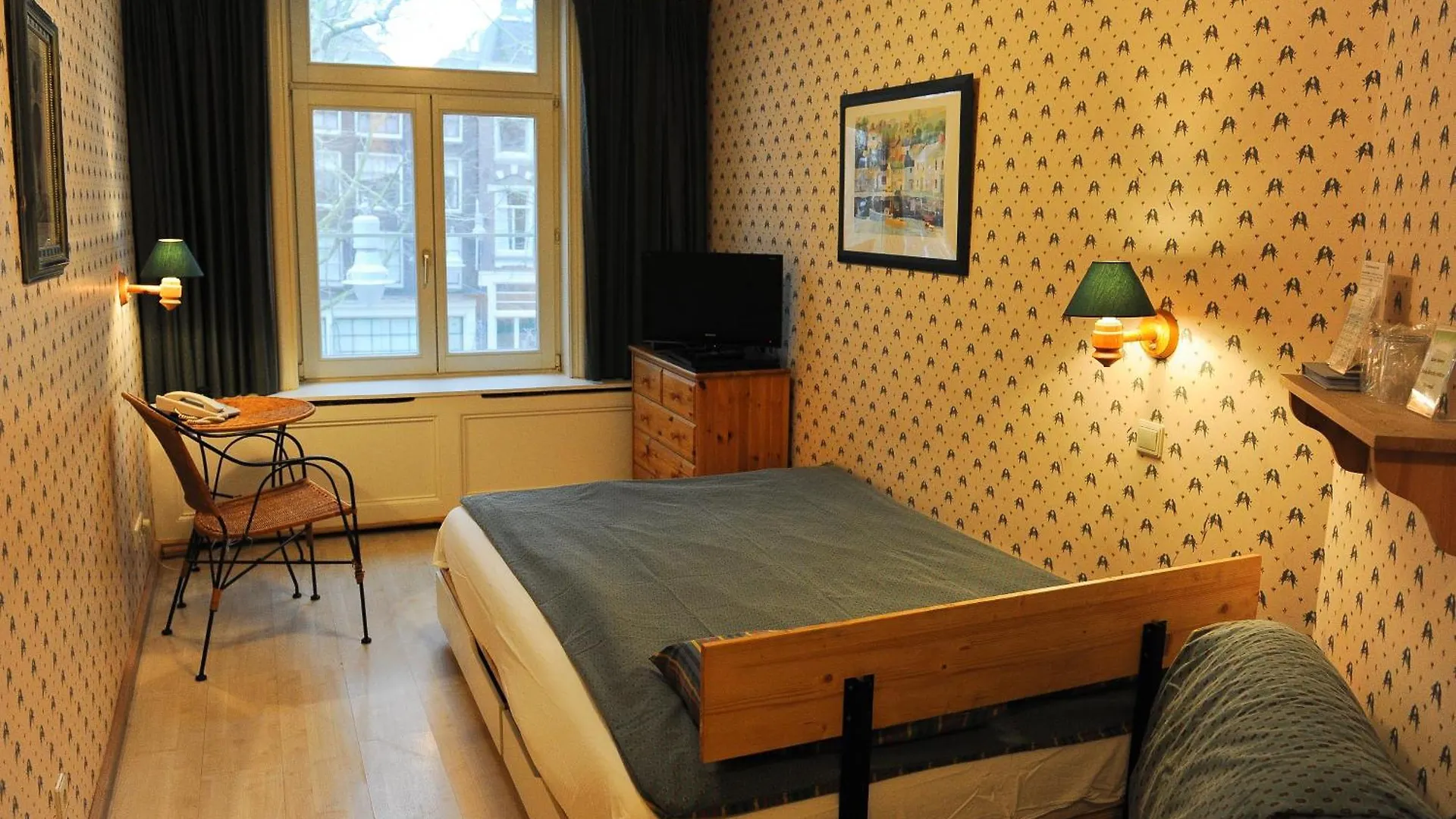 **  Imperial Hotel Amsterdam Hollanda